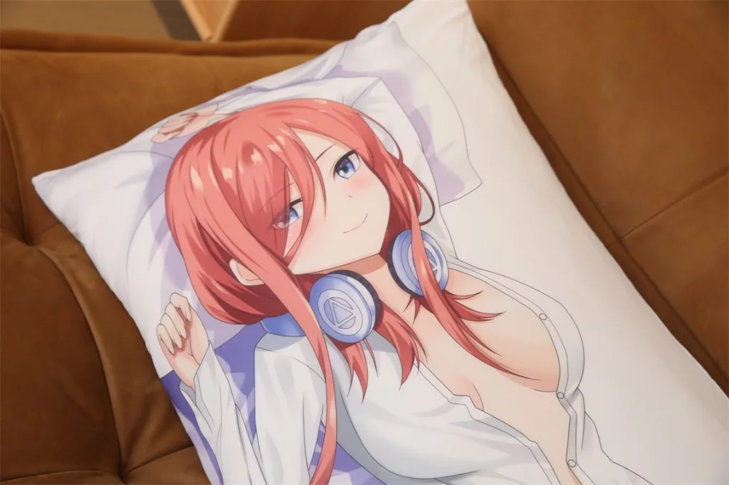 Full Body Pillow With Hole