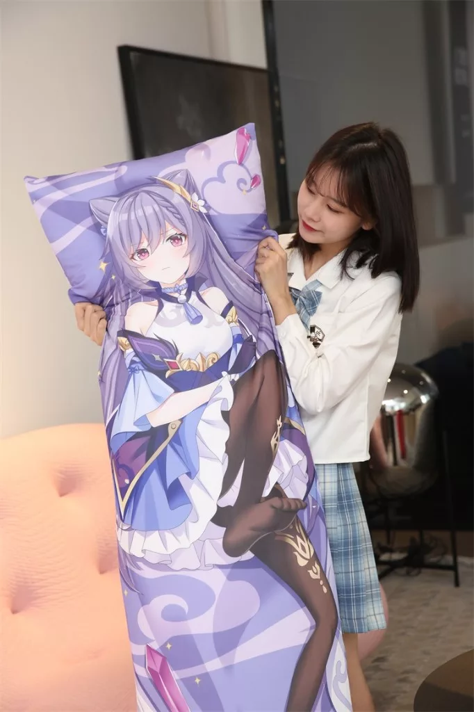 Full Body Pillow With Hole