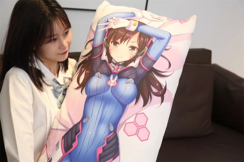Full Body Pillow With Hole