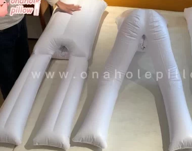 Shaped inflatable pillow inserts
